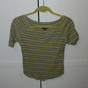 Poof! gray yellow striped ribbed tshirt Sz L NWOT
